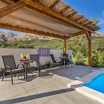 Studio Apartman U Kuci S Bazenom