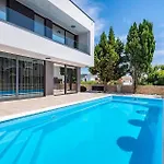 Villa Omega