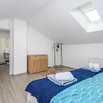 3 Bedroom Nice Home In Vrbnik