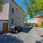 Modernes Apartment Nur 600 Meter Zum Strand Mit Privater Terrasse, Grill, Waschmaschine