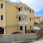 Apartment In Klimno - Insel Krk 51052