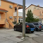Charming Apartment Angela Near Malinska