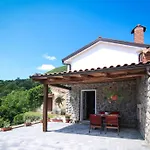 Guest House 'Villa Fani' Veprinac With Jacuzzi