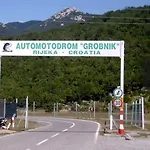Apartman Hana U Blizini Automotodroma Grobnik I Kostrenski Plaza