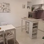 Melita - Apartment With Terrace, 200 M From The Beach