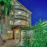 Luxurious Apartment In Kvarner By Sea