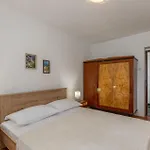 4 Bedroom Lovely Apartment In Novi Vinodolski