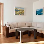 Apartmani Dolores