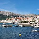 Moderne Unterkunft Mit Klima, Wifi Auf Der Insel Krk
