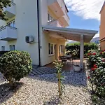 Villa Aquarium
