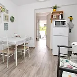 Apartments Rozanda