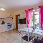 Appartement Casper Mit Terrasse, Garten Und Grill