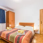 Ferienwohnung Mit Terrasse