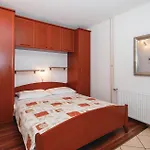 Beautiful Apartment In Lovran With Wifi
