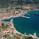 Nice Apartment In Cres With House Sea View