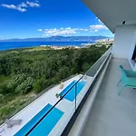 New Luxury Apartment With A Beautiful View