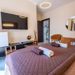 Rooms Relax
