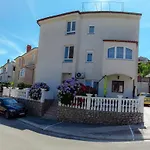 Wohnung In Mali Losinj