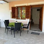 Apartment In Malinska - Insel Krk 53307