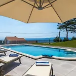 Villa Maru
