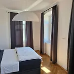 Manzoni Apartmani