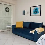 Toni Nv - Apartment 30 M From The Beach