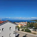 Apartman Crystal Sea View 4-6 Pax