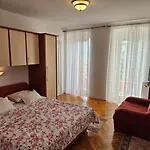Visnja Nv 3 - Apartment Studio With Balcony