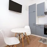 Damba Apartment 4