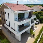 Vila Primorka-Apartmani Lavanda
