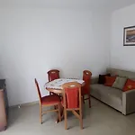 Visnja Nv 1 - Apartment For 2 Persons With Terrace