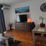 Apartment Aki