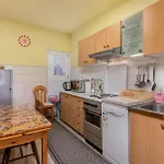 Stunning Apartment In Opric With Wifi
