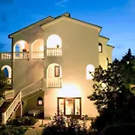Room Jelena For 2 Persons, 300M From Beach