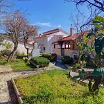 Apartment In Novi Vinodolski 53746