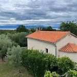 Guest House Kapela