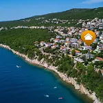 Apartment In Crikvenica 13715