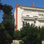 Apartments In Crikvenica 5385