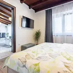 Apartment In Selce 39356