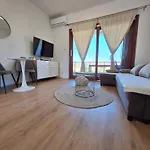 Tiza Apartments