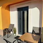 Studio Apartman Mango
