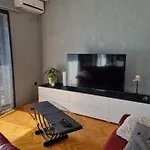 New Comfortable App Dora