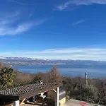 Villa Yari