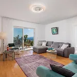 Vila Lux 1