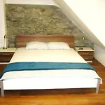 Renoviertes Ferienhaus In Baska Mit Terrasse