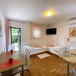 Apartment Brebric - 540 Meter Vom Meer Entfernt