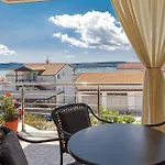 1 Bedroom Awesome Apartment In Dramalj