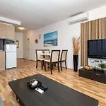 1 Bedroom Awesome Apartment In Dramalj