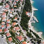 Nice Apartment In Dramalj With Wifi