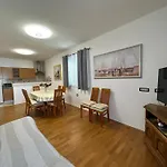 Apartmani Neda I Sime